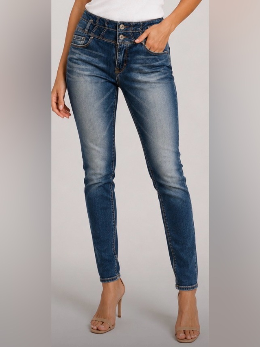 Only Limited EditionSkinny (Love) Jeans with Swarovski Embellishments Size 26